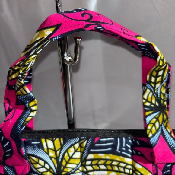 Aniksha Love In Action Laptop Sleeve Vibrant Pink - Picture 4 of 9